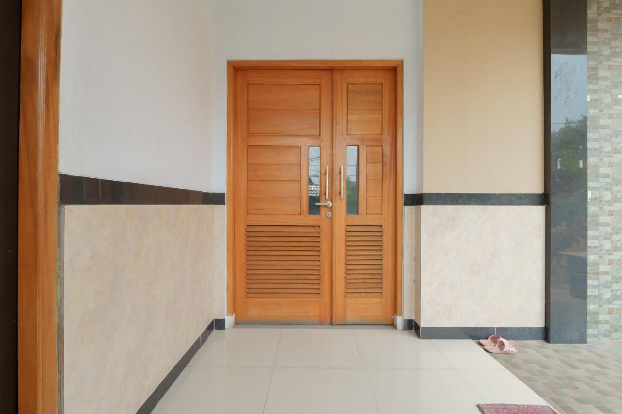 Koolkost Syariah Near Kampus Utama Universitas Budi Luhur Mencil Zewnętrze zdjęcie